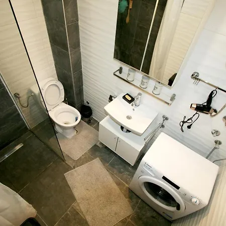 Apartment Klimt Business Grade New Comfortable Belgrade